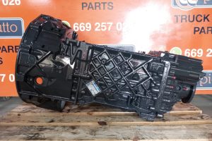 Cambio-Embrague-Camion-Caja-Cambio-Camion-Iveco-Eurotech-Cursor