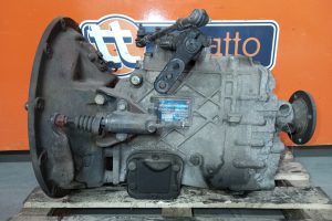 Cambio-Embrague-Camion-Caja-Cambio-Camion-Nissan-ECO-T-160.75117-Kwe2